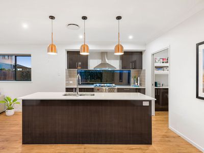 40 Highland Crescent, Belmont