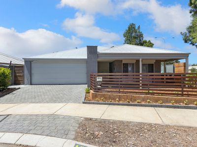 10 Bosbaan Place, Champion Lakes