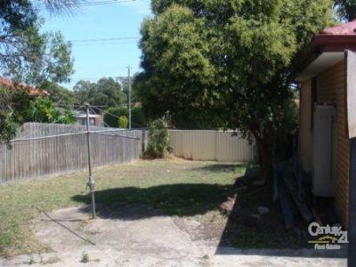 2 Delacombe Drive, Hampton Park