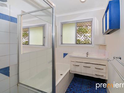 143 Waratah Drive, Crestmead