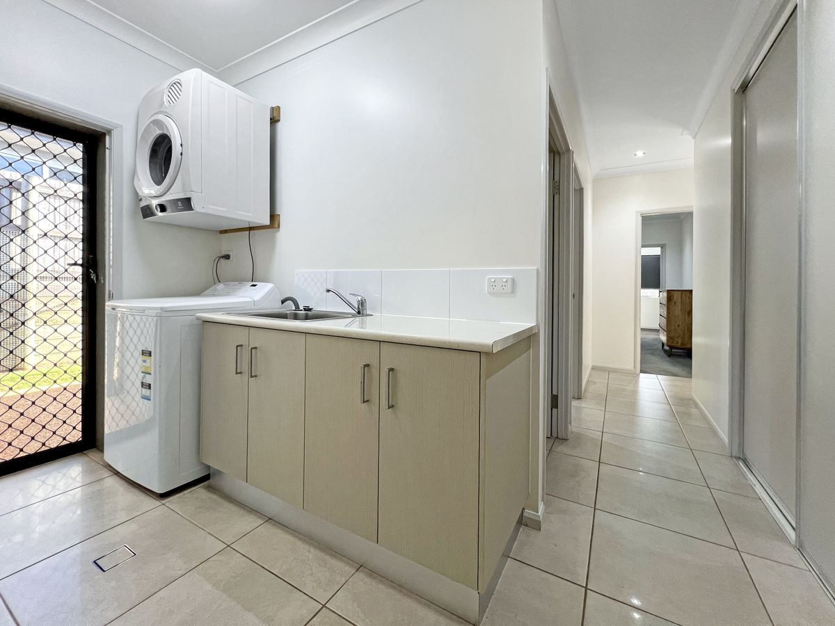 18 Gargan Lane, Atherton