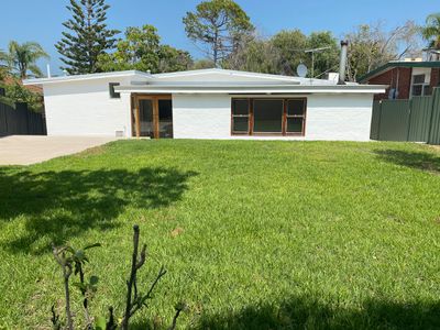 84 Safety Bay Rd, Shoalwater