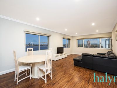 E13 / 9 Parker Street, South Perth