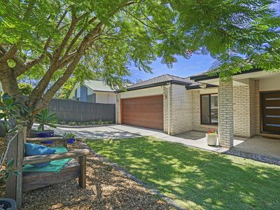 4 Aaron Street, Coomera