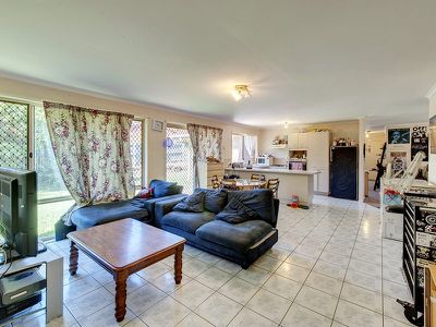 80 Federation Drive, Hillcrest