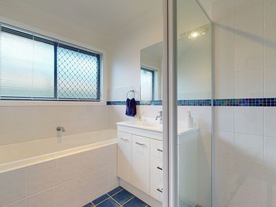 42 Cypress Point Drive, Dubbo