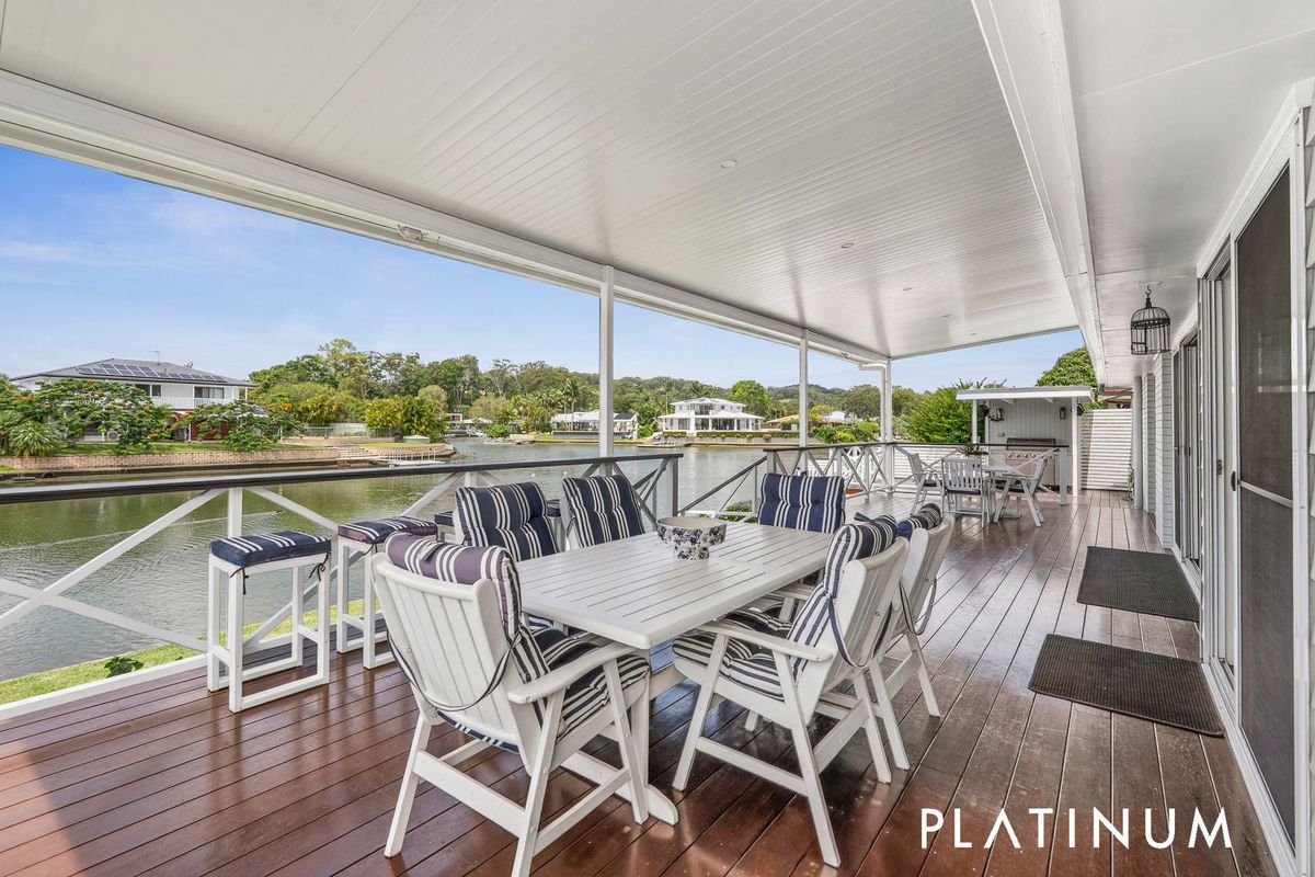 10 Spinnaker Court, Currumbin Waters
