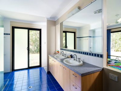 36 Lakeside Drive, Cooroibah