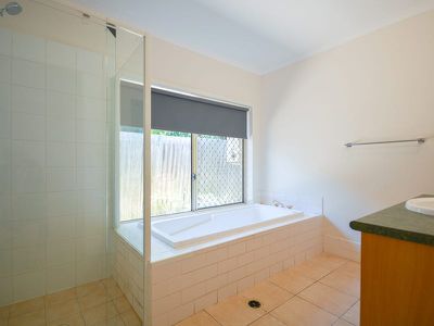 25 Whitmore Crs, Goodna