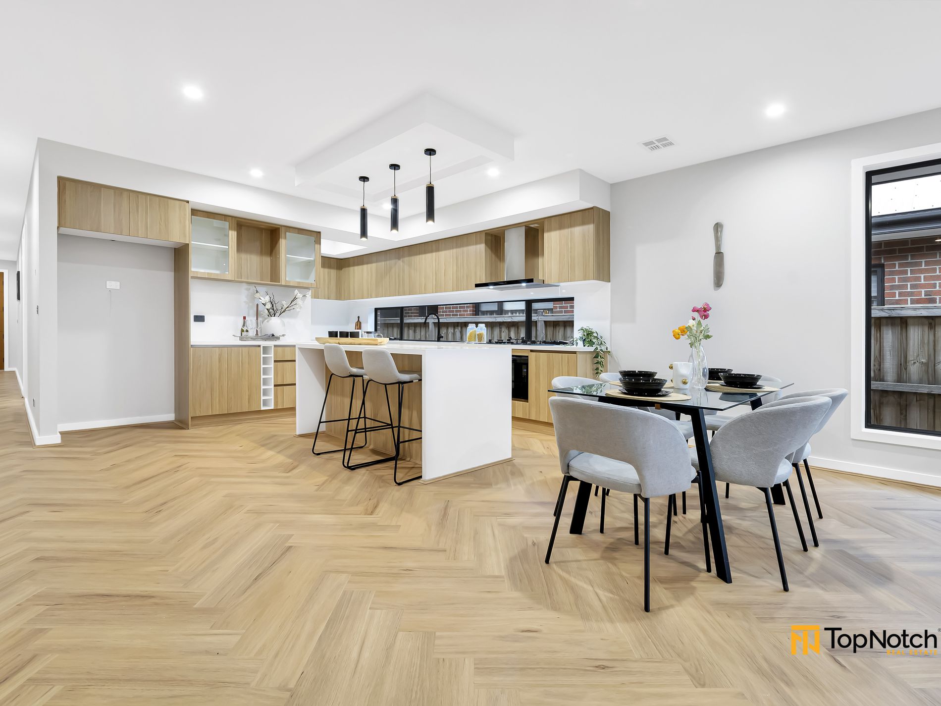 18 Ambient Crescent, Beveridge
