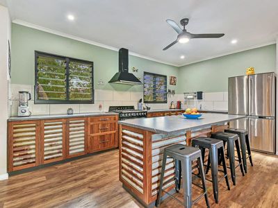 230 Wheewall Rd , Berry Springs
