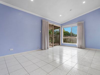 94 Passerine Drive, Rochedale South