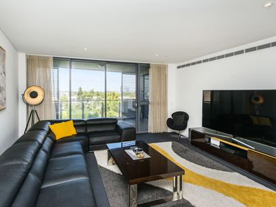 408 / 96 Bow River Crescent, Burswood