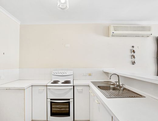 One Bedroom unit in Over 50's Village image 5