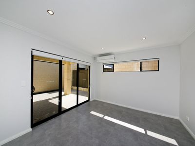 25B Gretham Road, Westminster