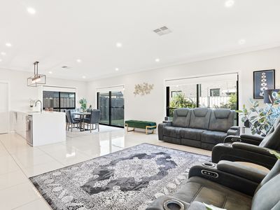 2 Macadamia Street , Marsden Park