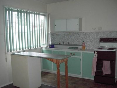 76 Peterborough Avenue, Lake Illawarra