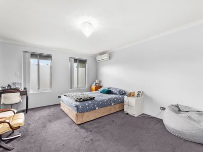 10 Lowerhall Gardens, Southern River