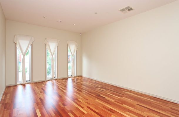 21 Lauderdale Drive, Craigieburn