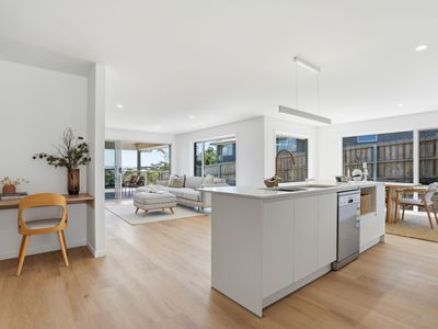 2 / 27 Waverley Road, Waverley