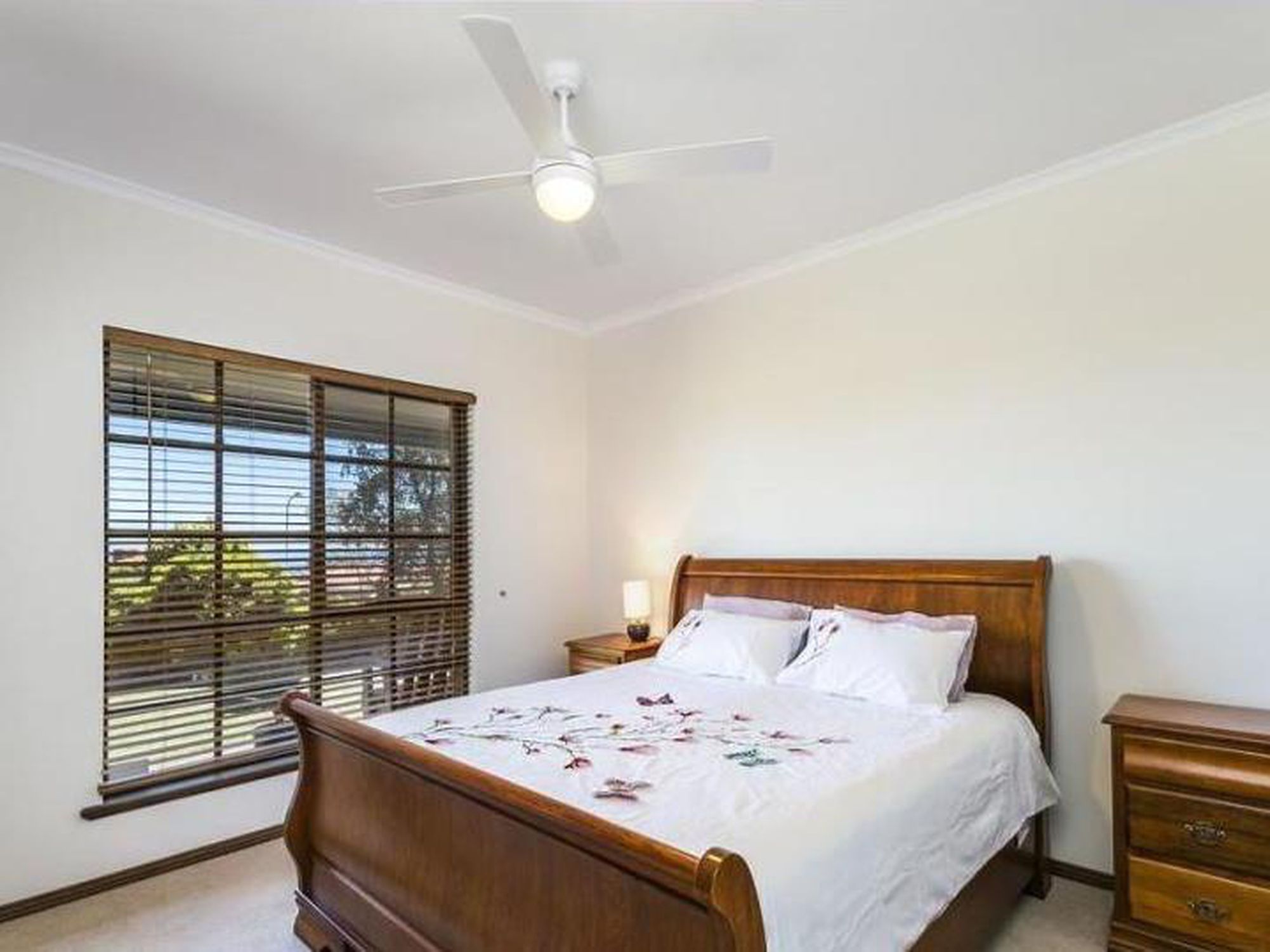 16 Lapwing Street, Hallett Cove