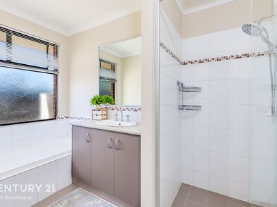 26 Jersey Road, Oakford