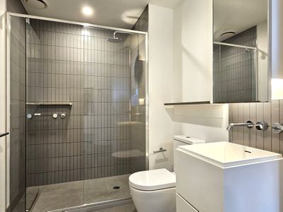 2509 / 105 Clarendon Street, Southbank