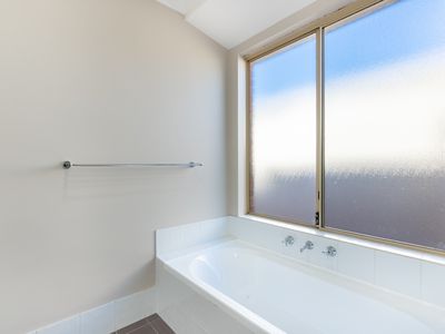 9 Corymbia Green, Baldivis