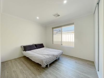 8a Yale Road, Thornlie