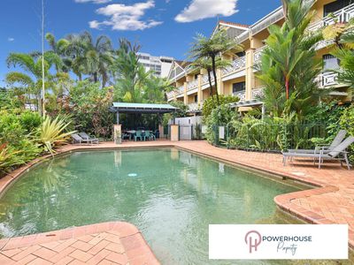 18 / 233-237 Esplanade, Cairns North
