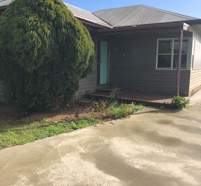 185 Greenhills Lane, Winslow