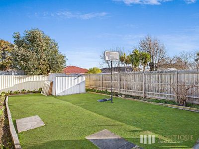 1 / 18 Third Avenue, Dandenong North