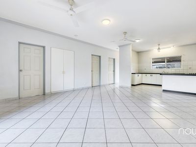 5 / 26 Flametree Circuit, Rosebery