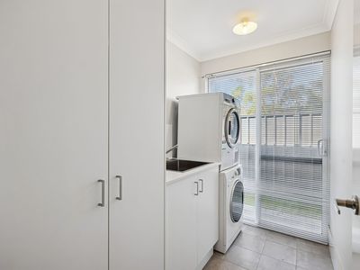 61 Onyx Road, Mount Richon