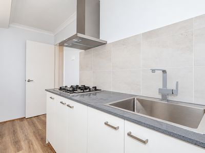 66 Destino Loop, Southern River