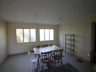 20 Felix Street, Grand Secret