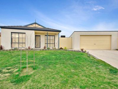 45 Bella Crescent, Hallam