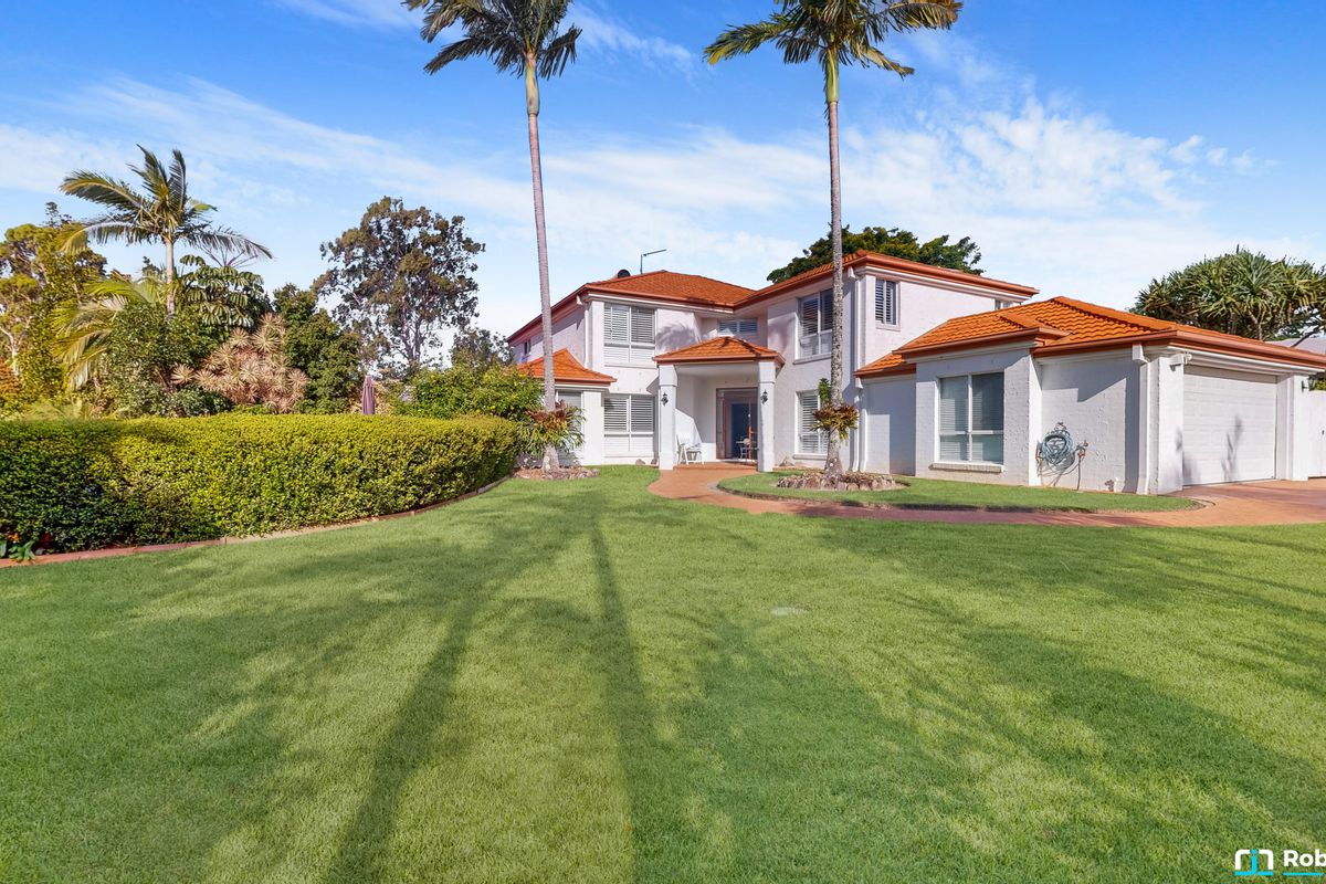 1 Wirra Place, Tewantin