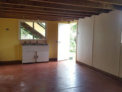 5 Fifth Avenue, Atherton