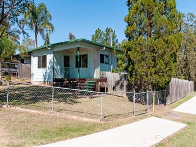 56 Naomi St, Bundamba