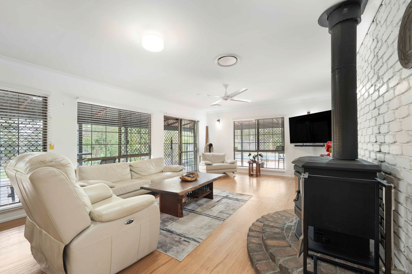 Photo 4 of 24, 101 Lindeman Road, Beerwah