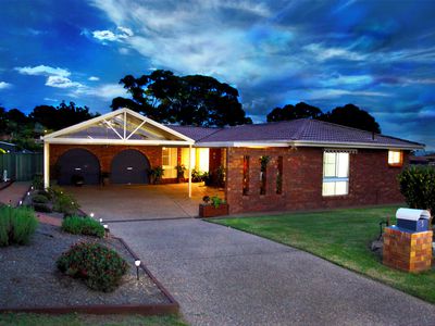 3 Yeovil Drive , Bomaderry