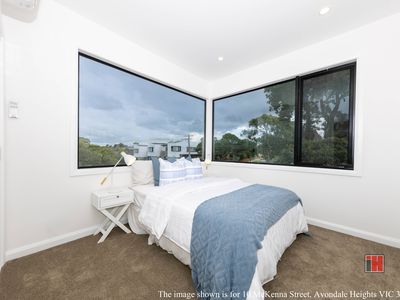 8B Norma Court, Avondale Heights