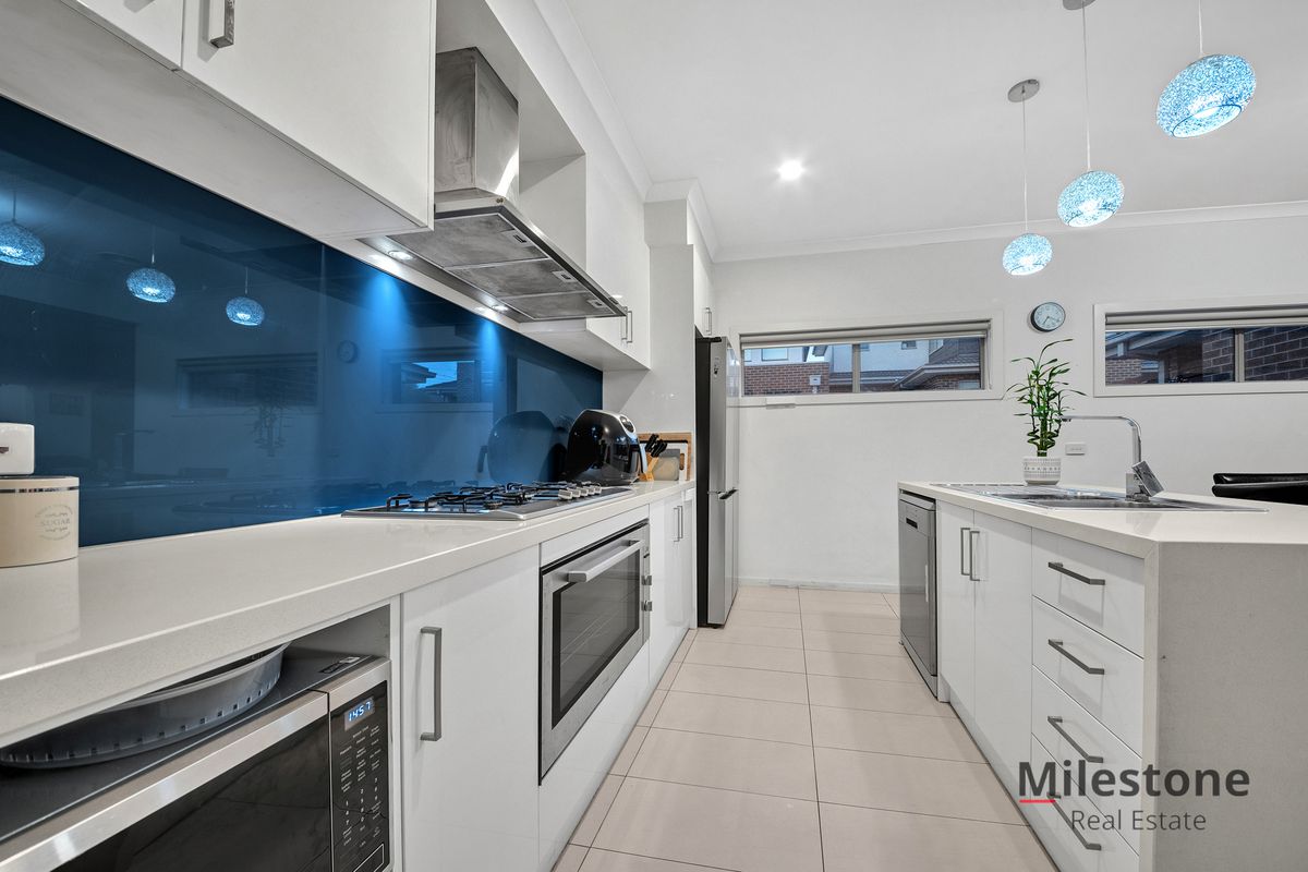 9/41-43 Jones Road, Dandenong