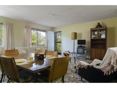 5 Coreen Avenue, Tewantin