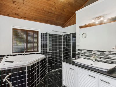 7 Foedera Crescent, Tewantin