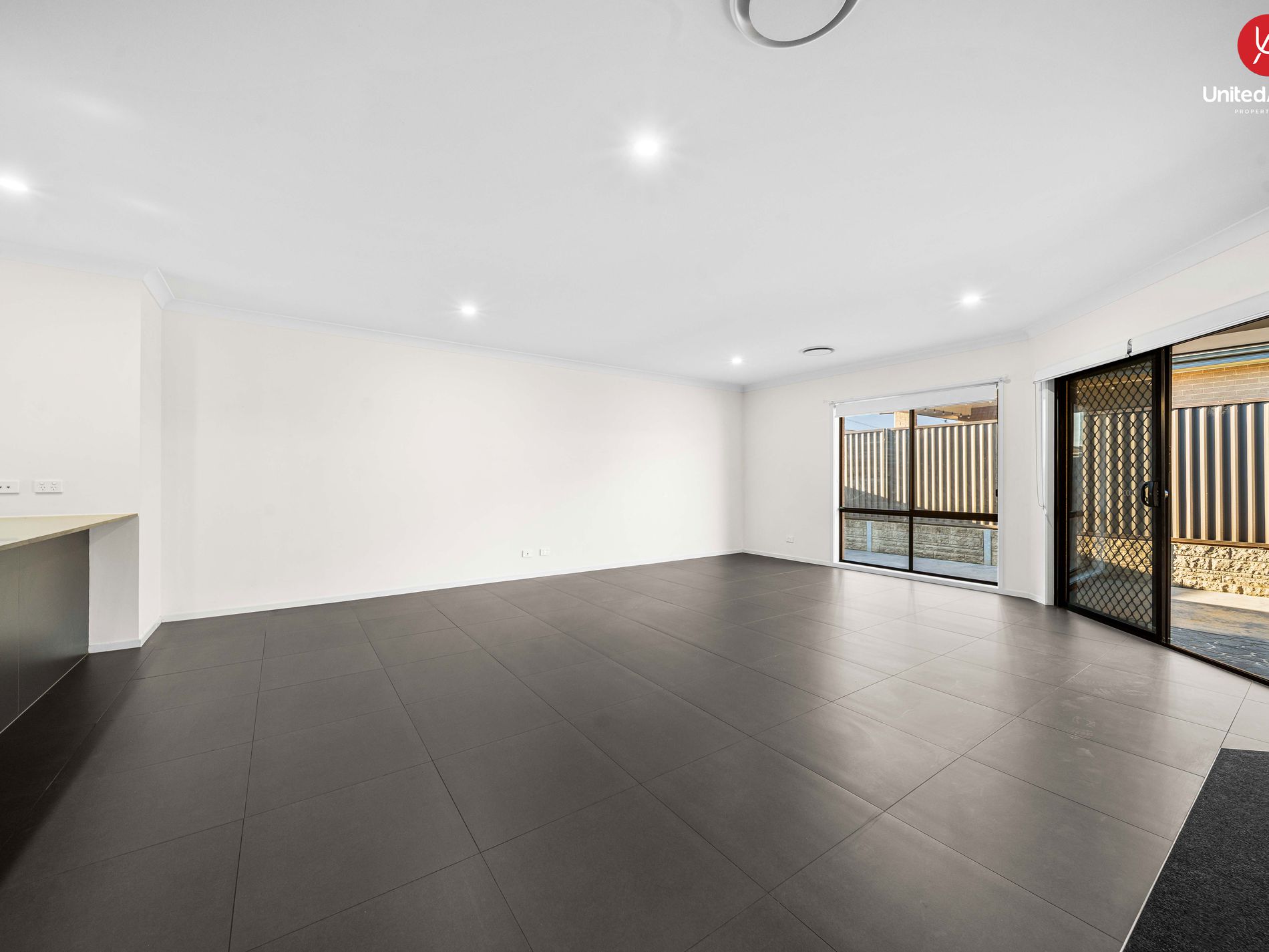 11 Duncombe Avenue, Gledswood Hills