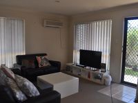 54 / 16 Violet Close, Eight Mile Plains