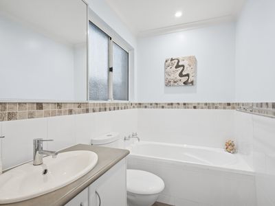 3 / 243 Labouchere Road, Como