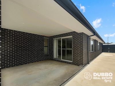63 Spears Drive, Dubbo